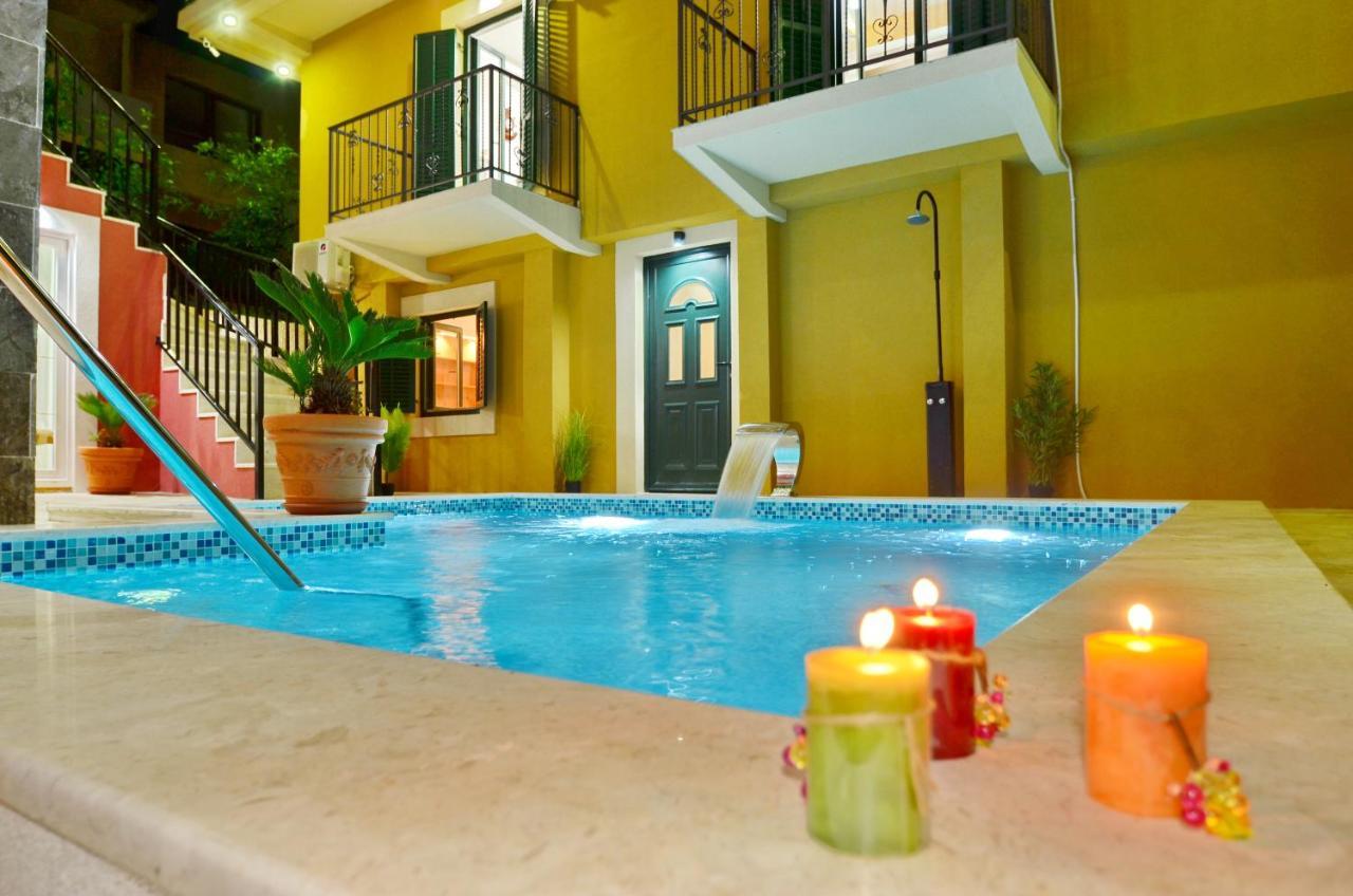 Apartments Lux S 티바트 외부 사진