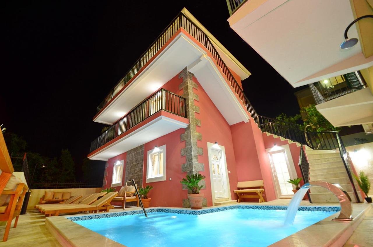 Apartments Lux S 티바트 외부 사진