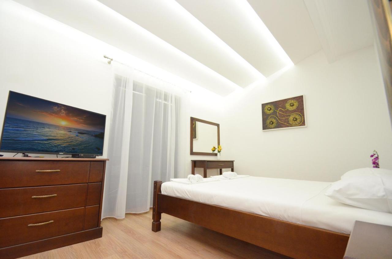 Apartments Lux S 티바트 외부 사진
