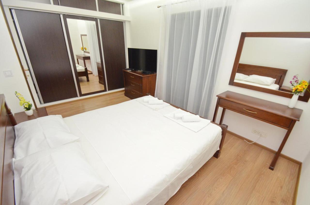 Apartments Lux S 티바트 외부 사진