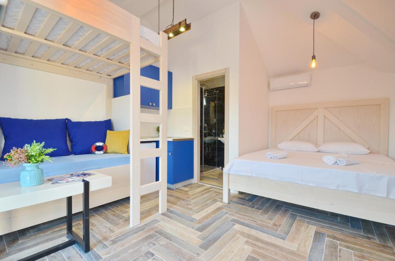 Apartments Lux S 티바트 외부 사진